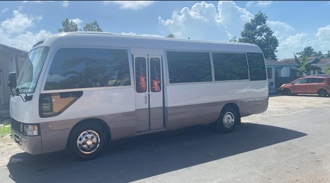 nassau airport transfer